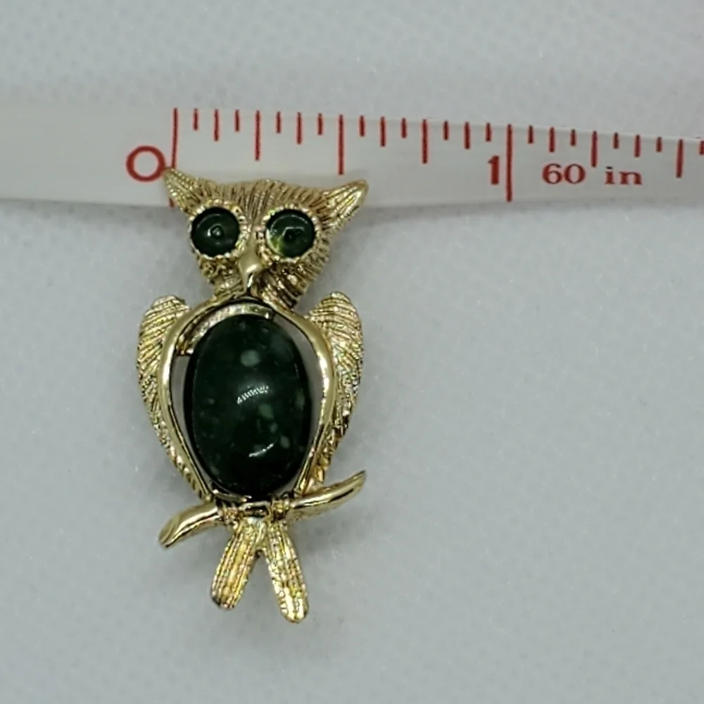 VINTAGE Gerry's Jelly Belly Owl Pin Brooch